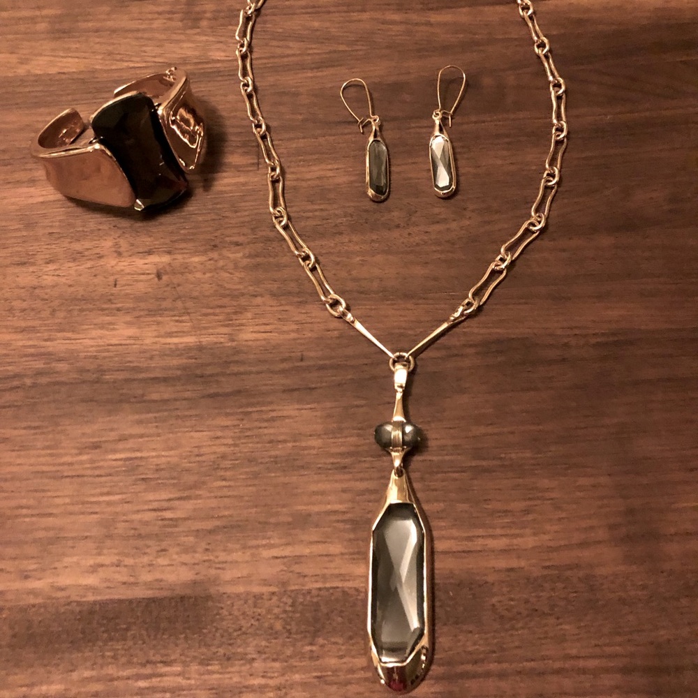Rober Lee Morris Jewelry Set